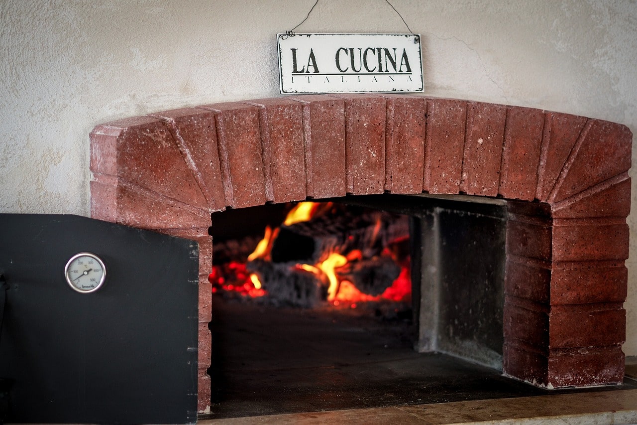 High-Quality Pizza Ovens and Grills Available in Addison, TX Premium Pizza Ovens and Grills in Addison, Texas
